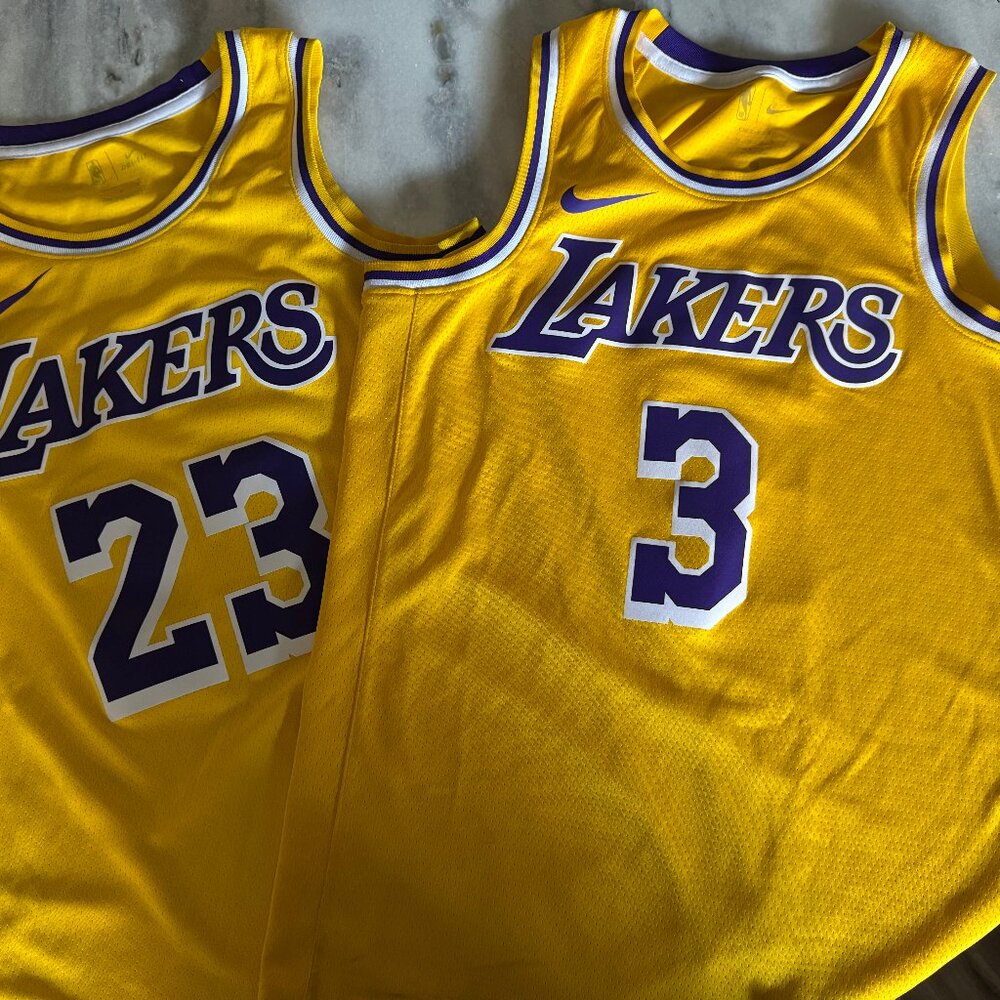 Nike Los Angeles Lakers Lebron James Anthony Davis NBA Swingman Jersey Size M 44
